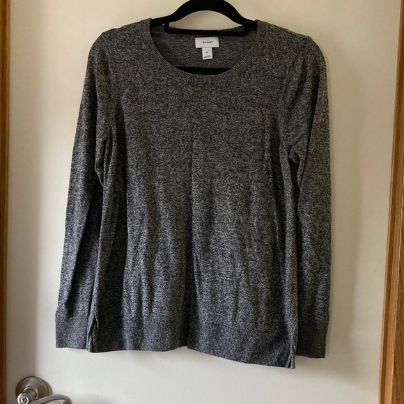 Old Navy Tops - Old Navy Heather Gray Long Sleeve Women's Top